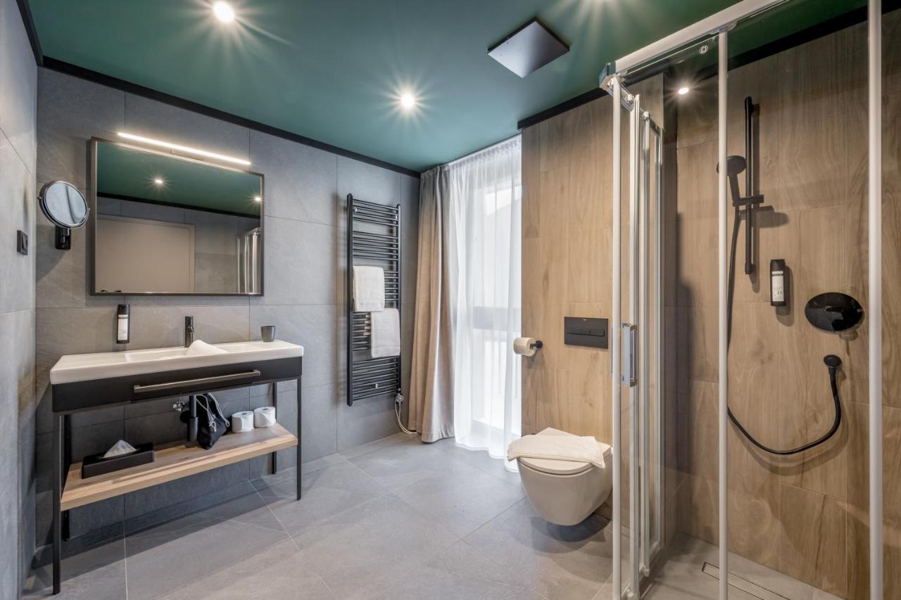 Budget Double Room,1344595490:JPEG