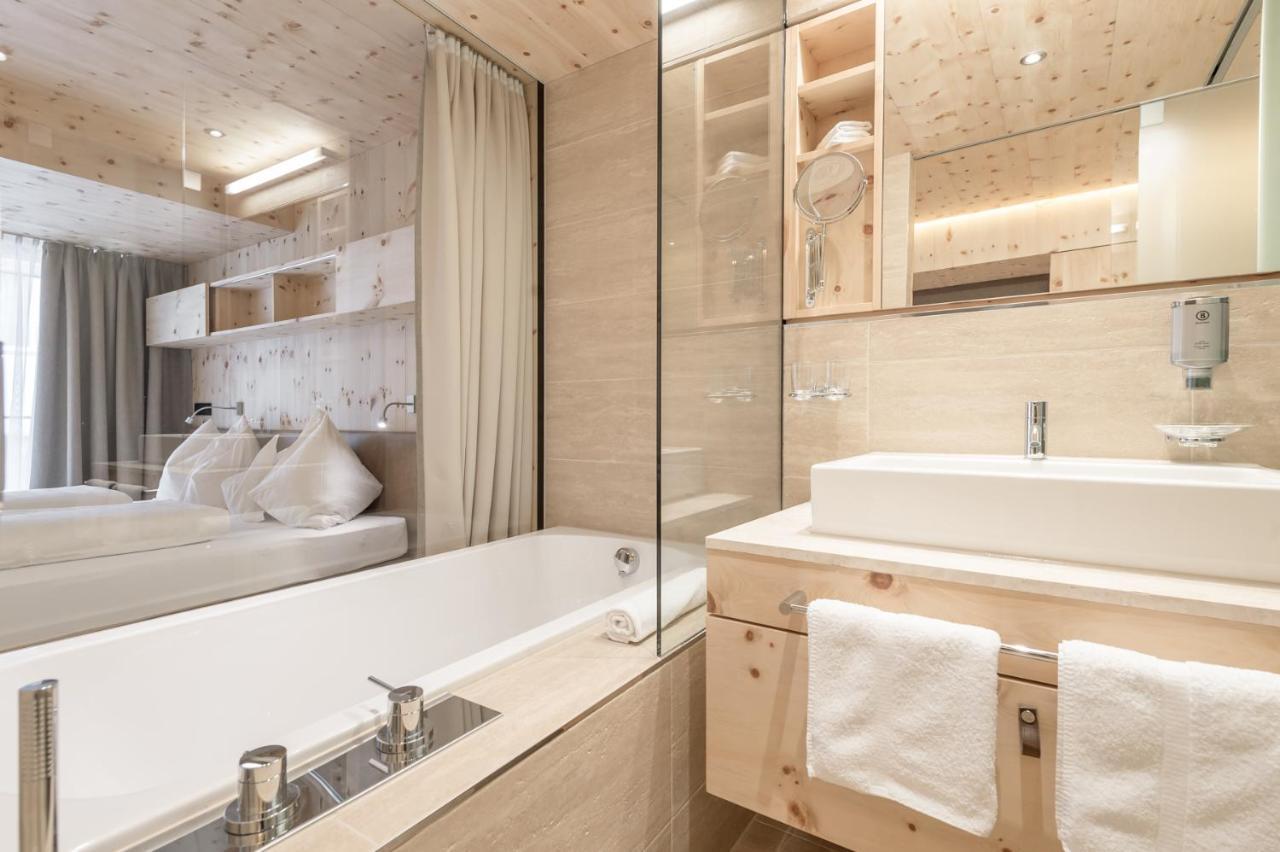 Doppelzimmer mit Balkon